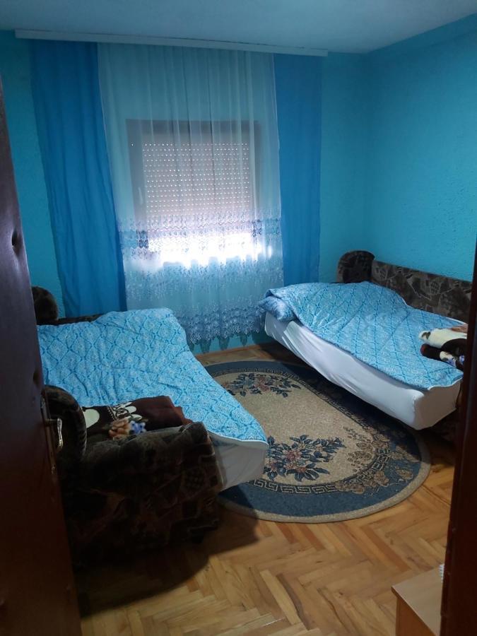 Amos Pension Paraćin Kamer foto